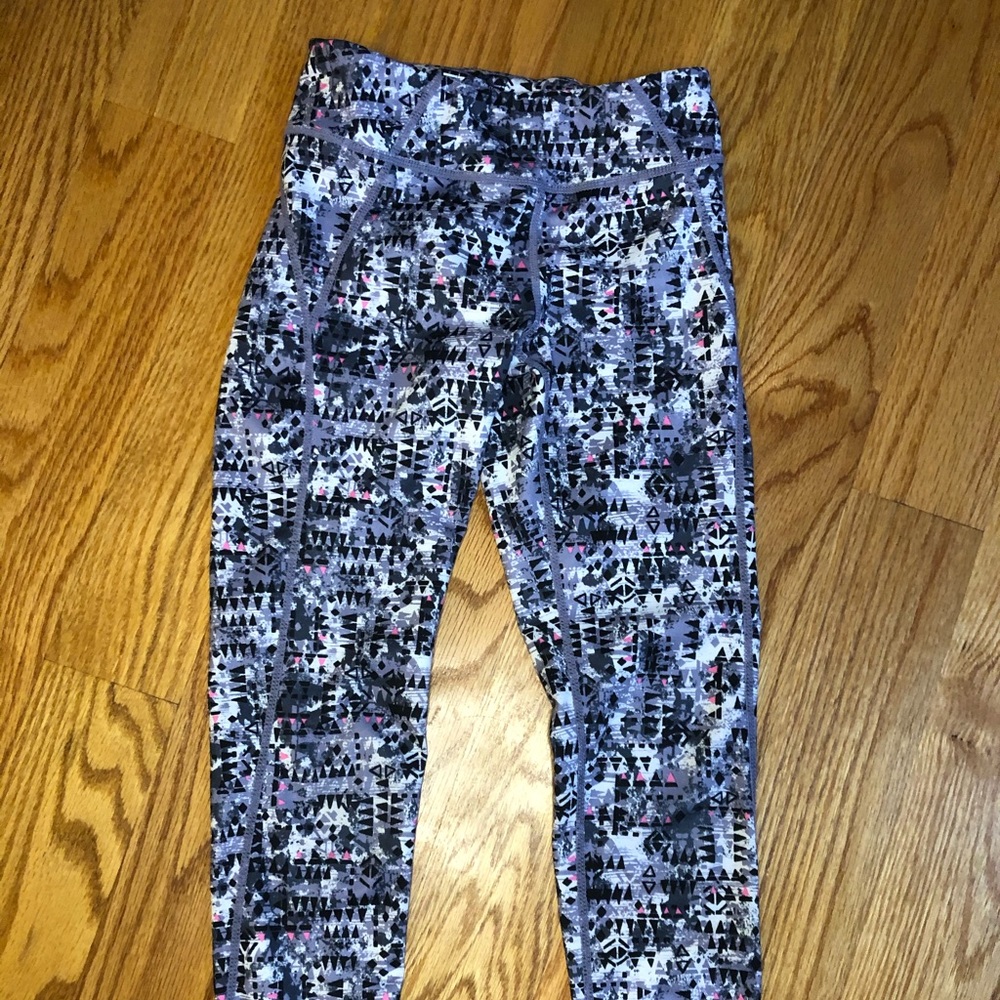 Z by Zella girl leggings size small 7/8